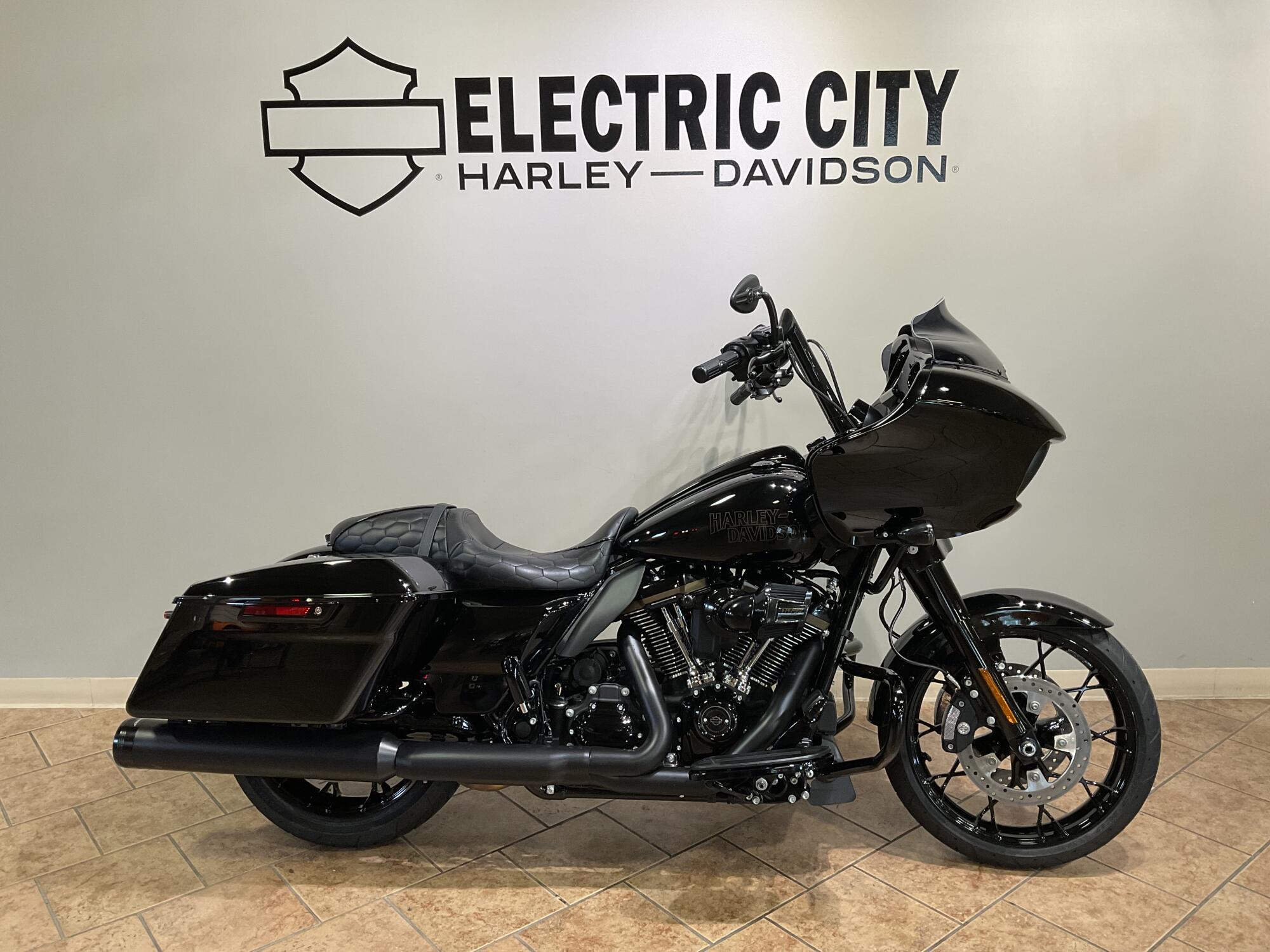 2022 Harley-Davidson Road Glide ST ST in Scranton, PA