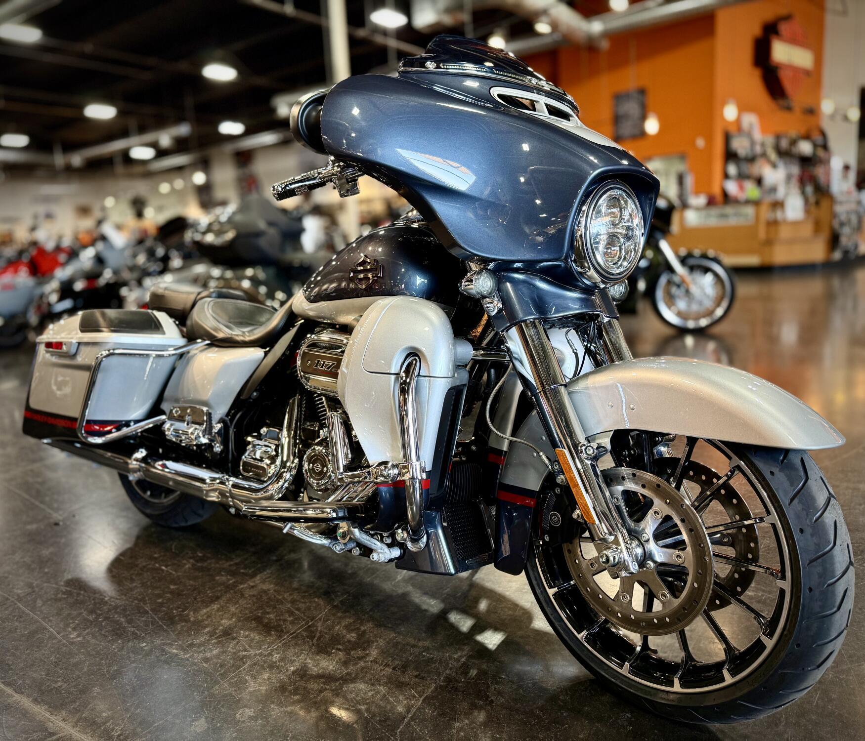2019 Harley-Davidson CVO Street Glide CVO in Santa Maria, CA