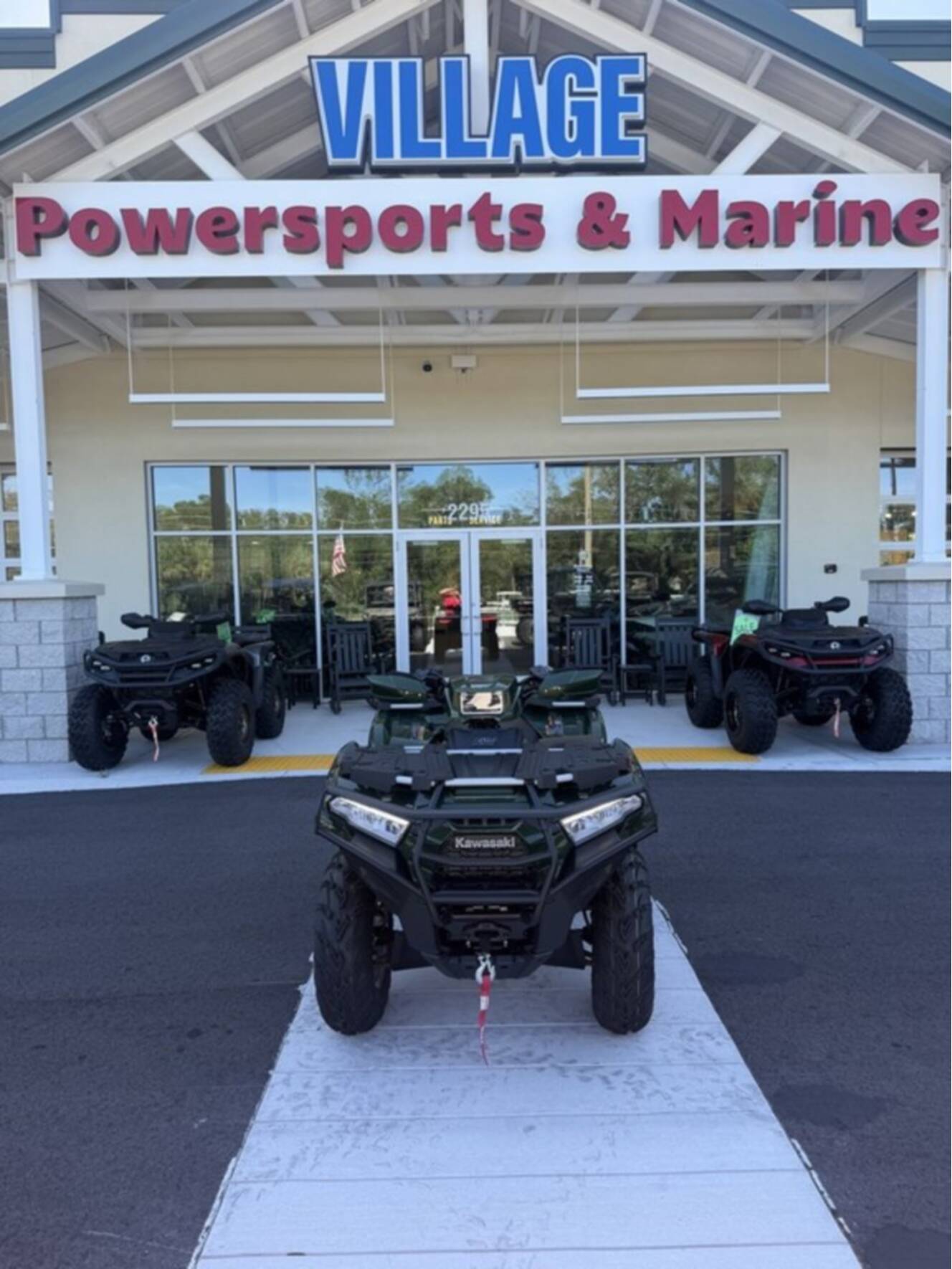 A photo of this 2026 Kawasaki Brute Force® 750 SE EPS