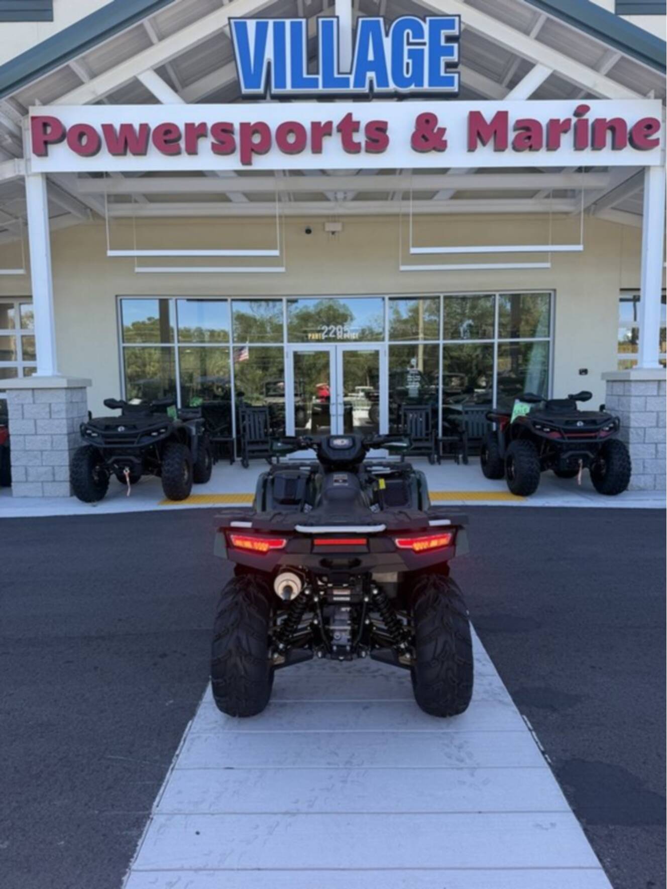 A photo of this 2026 Kawasaki Brute Force® 750 SE EPS