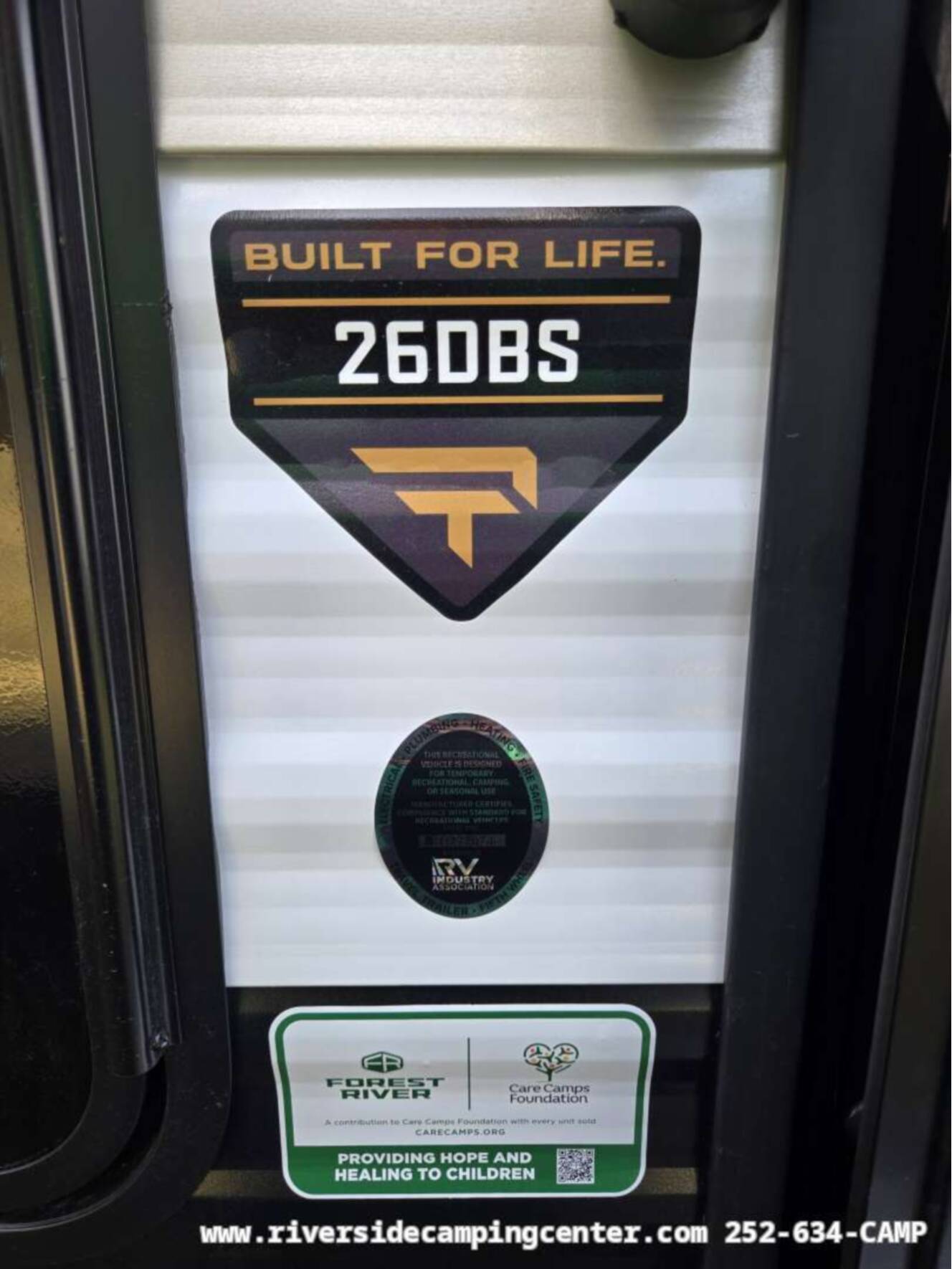 A photo of this 2027 Prime Time Avenger 26DBS