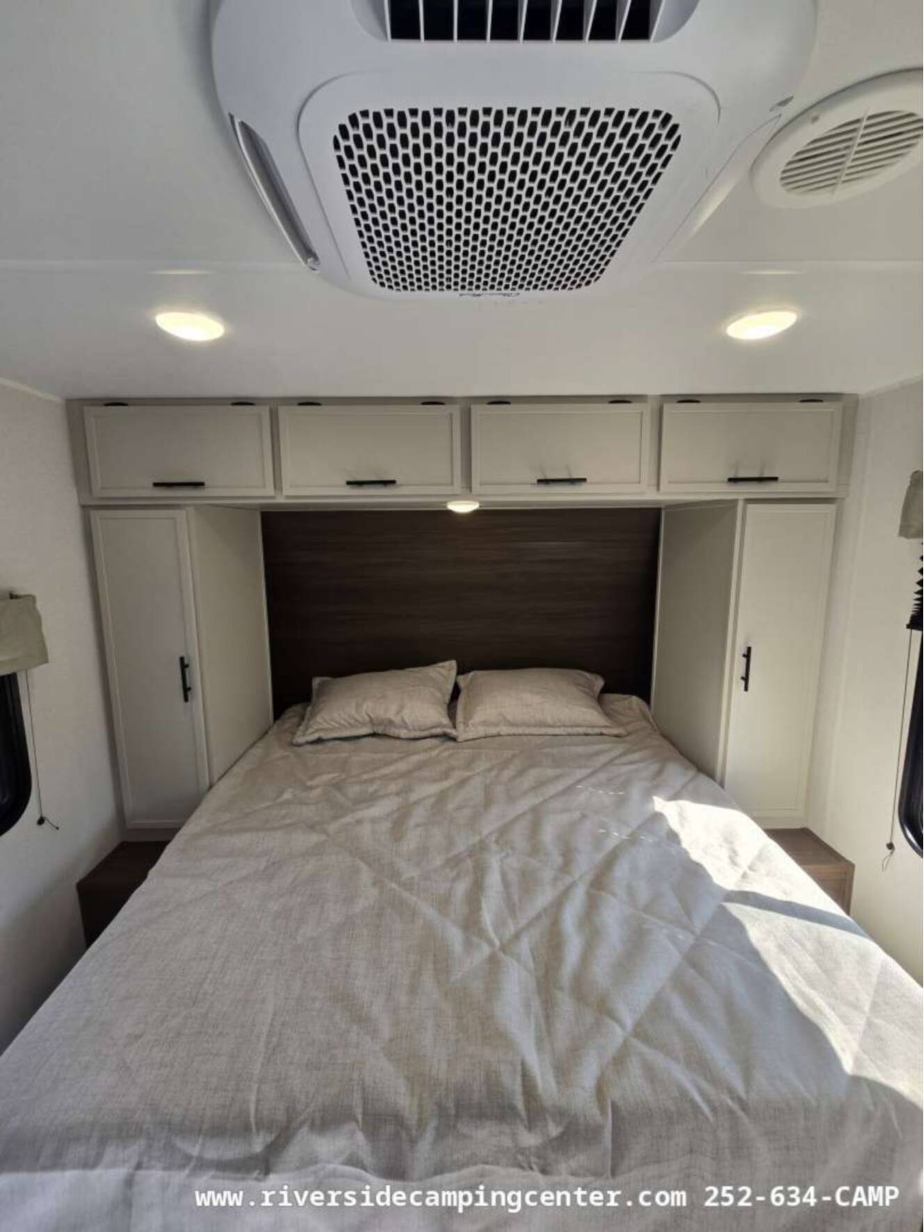 A photo of this 2027 Prime Time Avenger 26DBS
