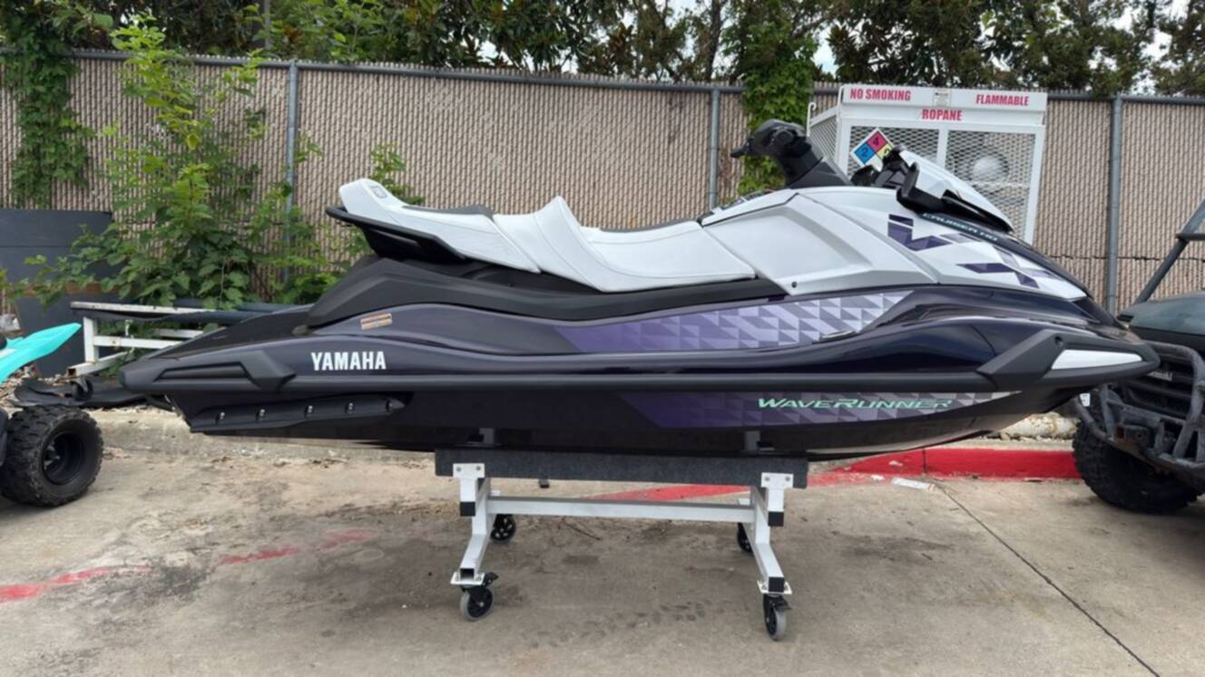 A photo of this 2026 Yamaha VX Cruiser® HO