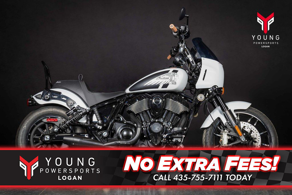 2025 Indian Motorcycle® Sport Chief Ghost White Metallic Smoke in Logan, UT