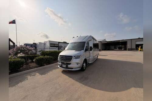 2021 Airstream AIRSTREAM ATLAS in spring TX