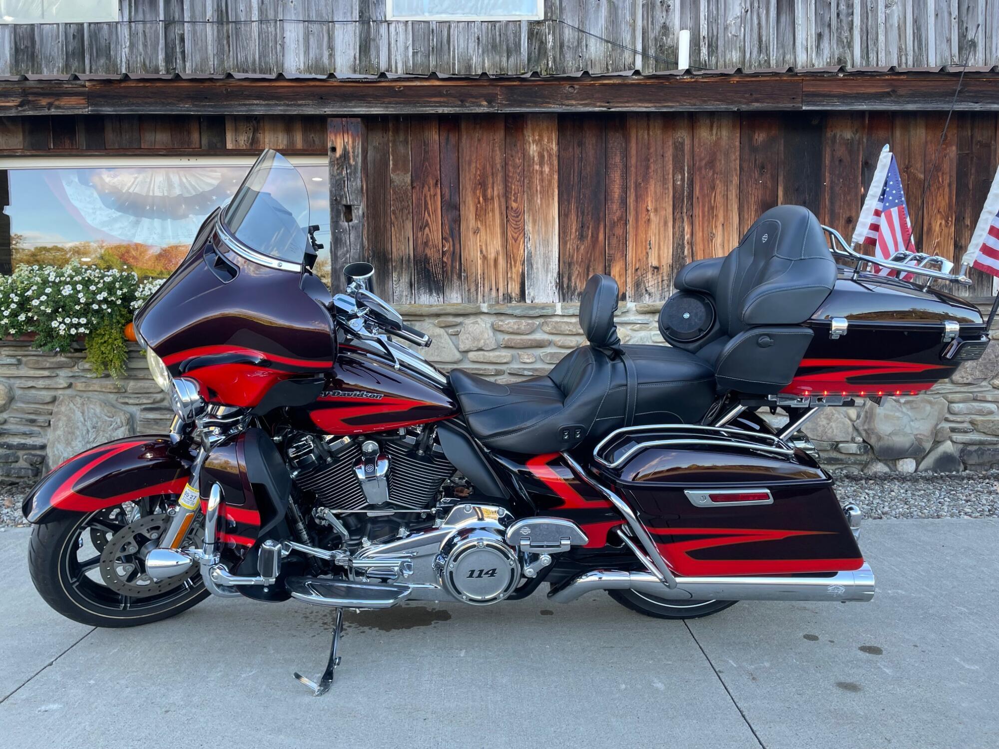 2017 Harley-Davidson CVO Limited in hornell NY