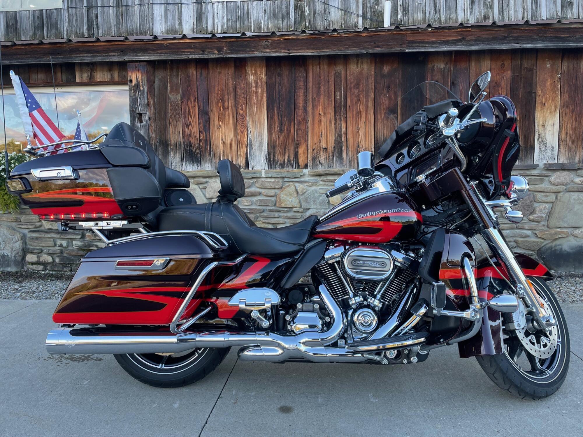 2017 Harley-Davidson CVO Limited CVO LIMITED in Hornell, NY
