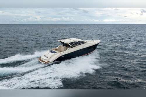 2013 Pursuit 365I SPORT COUPE in pompano beach FL