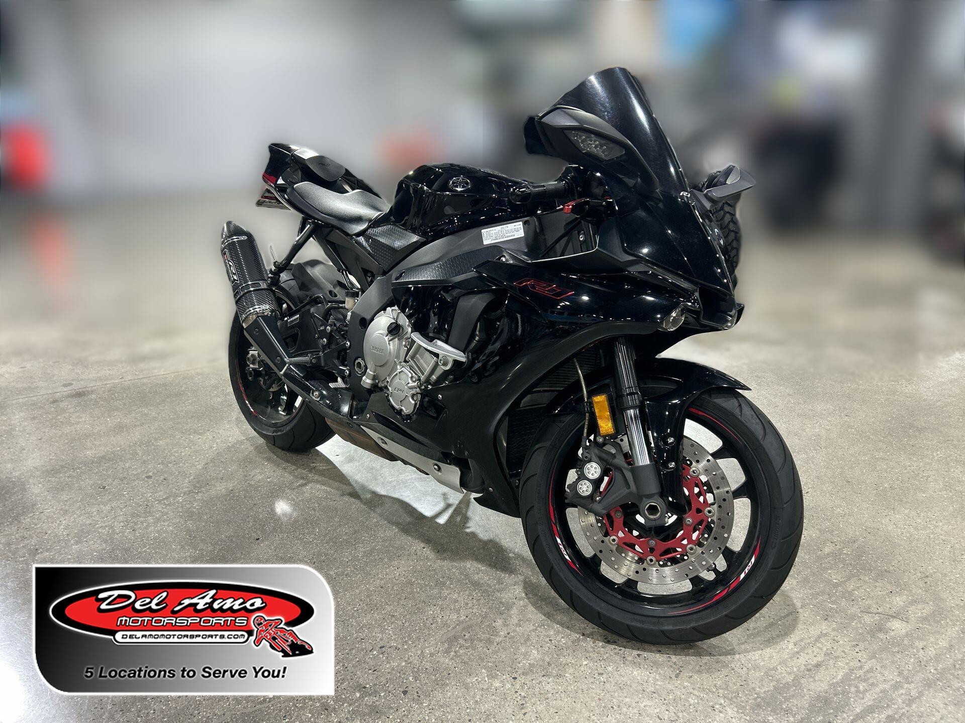 2015 Yamaha YZF-R1 R1 in Redondo Beach, CA