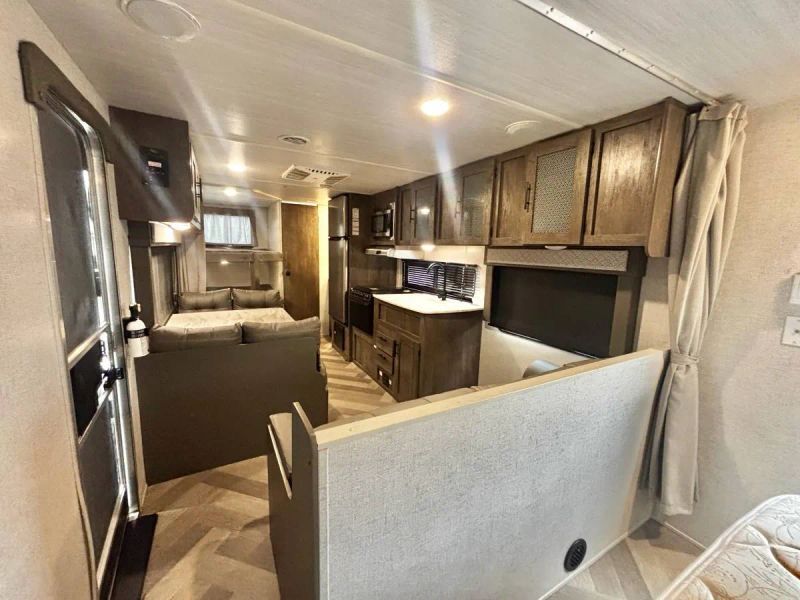 Used 2020 Wildwood By Forest River X-Lite 261BHXL For Sale in