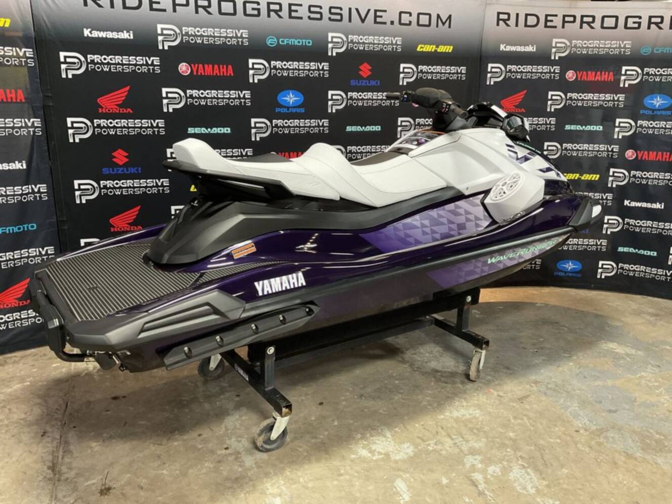 A photo of this 2026 Yamaha Waverunners VX Cruiser® HO with Audio