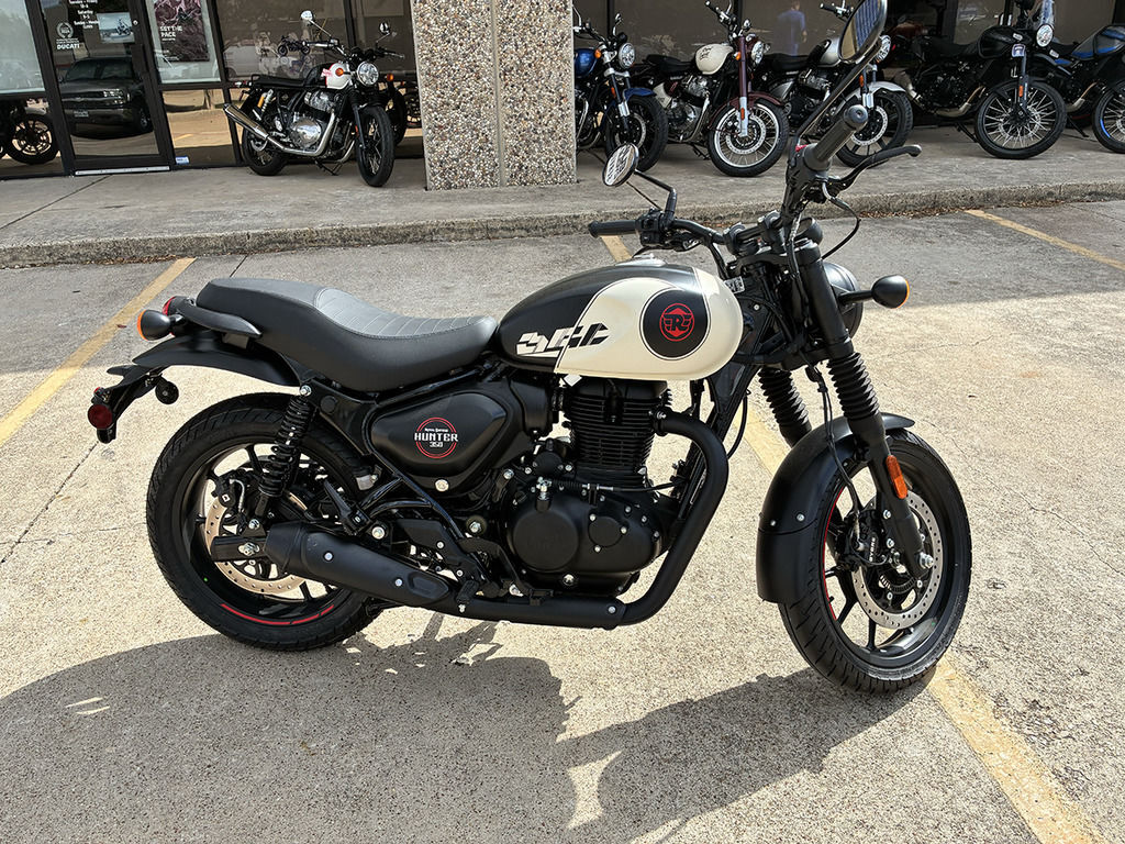 2027 Royal Enfield Hunter 350 Tokyo Black in Plano, TX