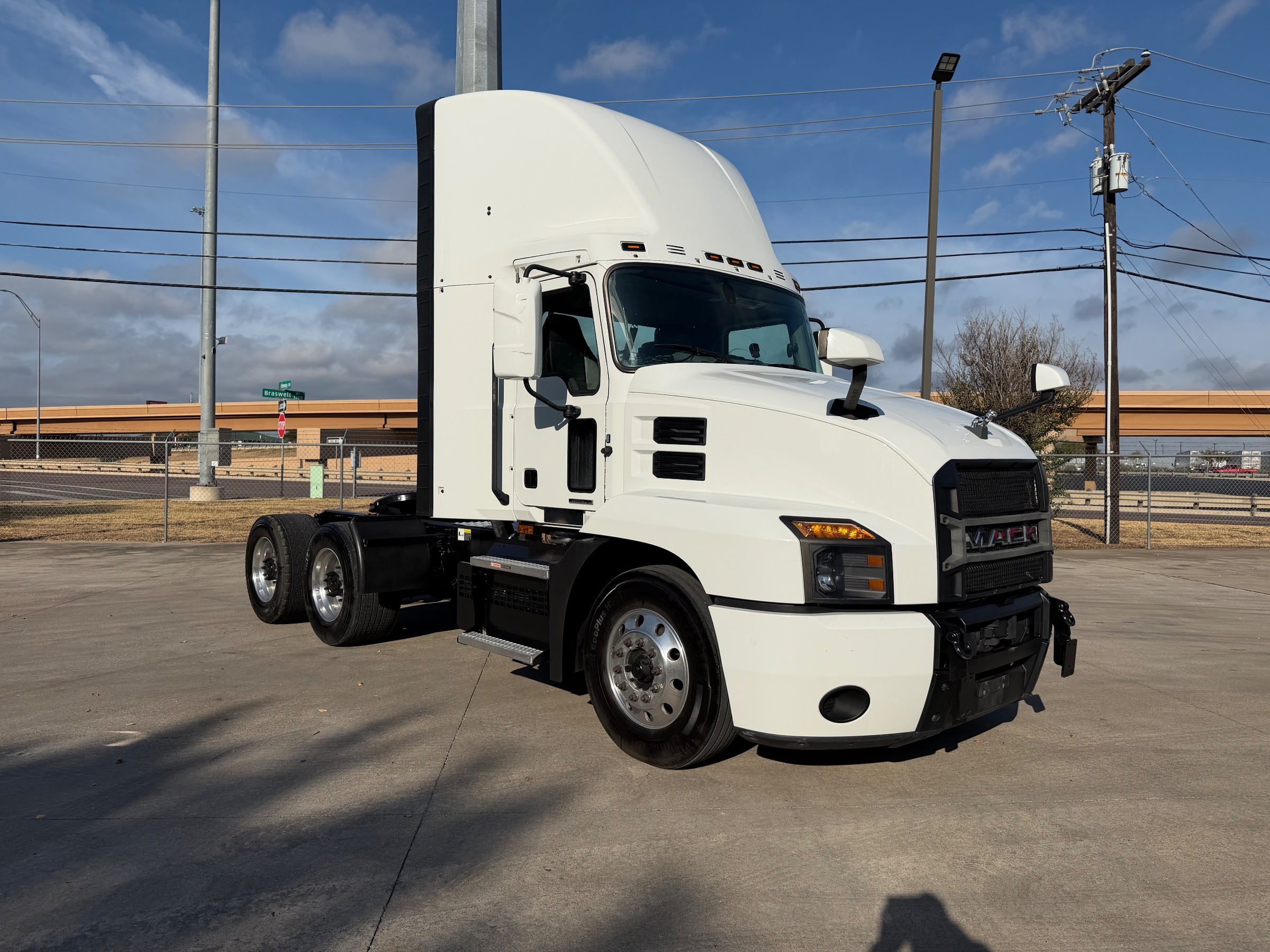 2023 MACK ANTHEM in Fort Worth, TX