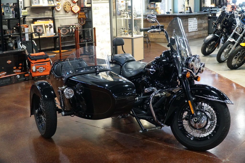 2019 Harley-Davidson® FLHC - Softail® Heritage Classic CLASSIC in Omaha, NE