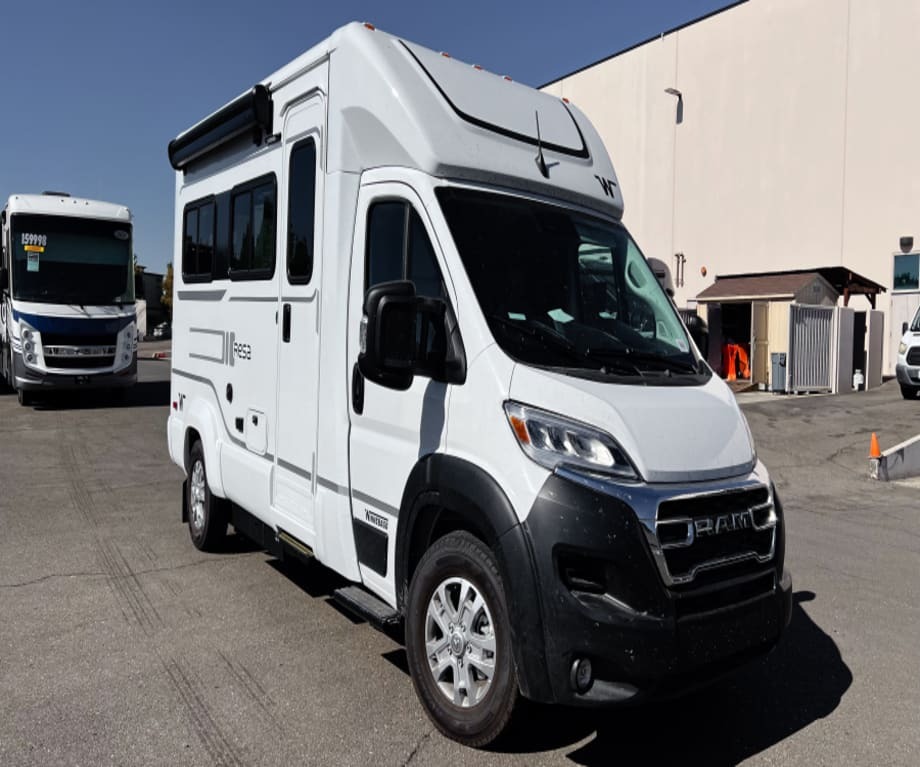 2027 Winnebago RESA IUH19DC in west sacramento CA