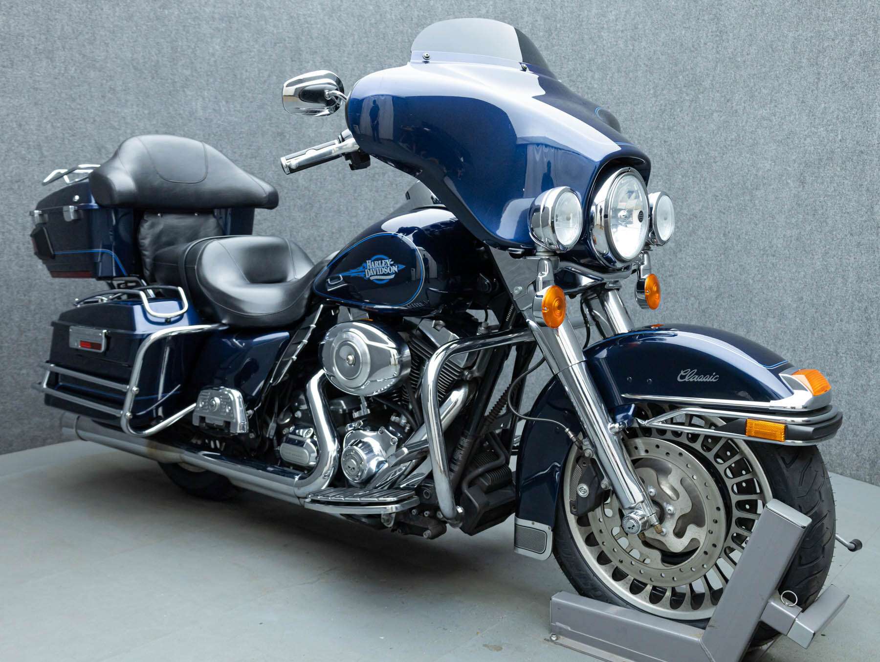 2013 Harley Davidson FLHTCU ELECTRA GLIDE ULTRA CLASSIC ULTRA CLASSIC FLHTCU in Pembroke, NH