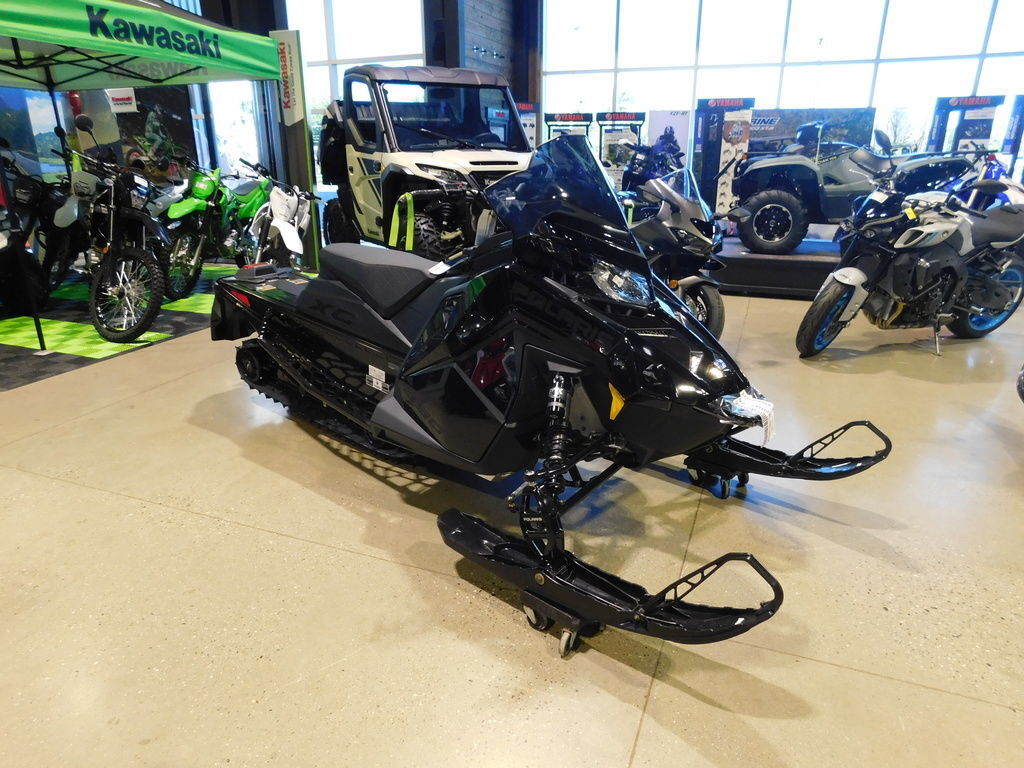 2027 Polaris® 850 INDY XC 137 7S Gloss Black in kalamazoo MI