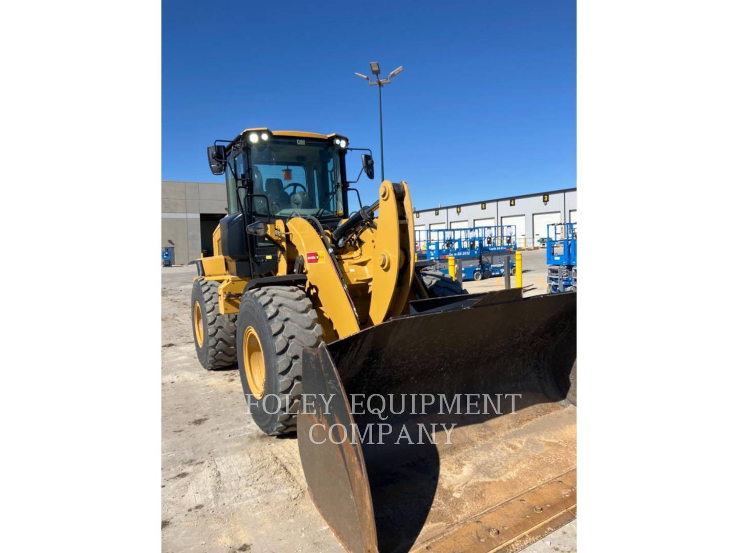 2019 CAT 926M in Kansas City, MO