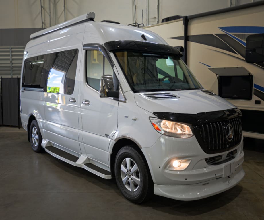 2023 Midwest Automotive Designs PASSAGE FD2 144 FD2 in fort lauderdale FL
