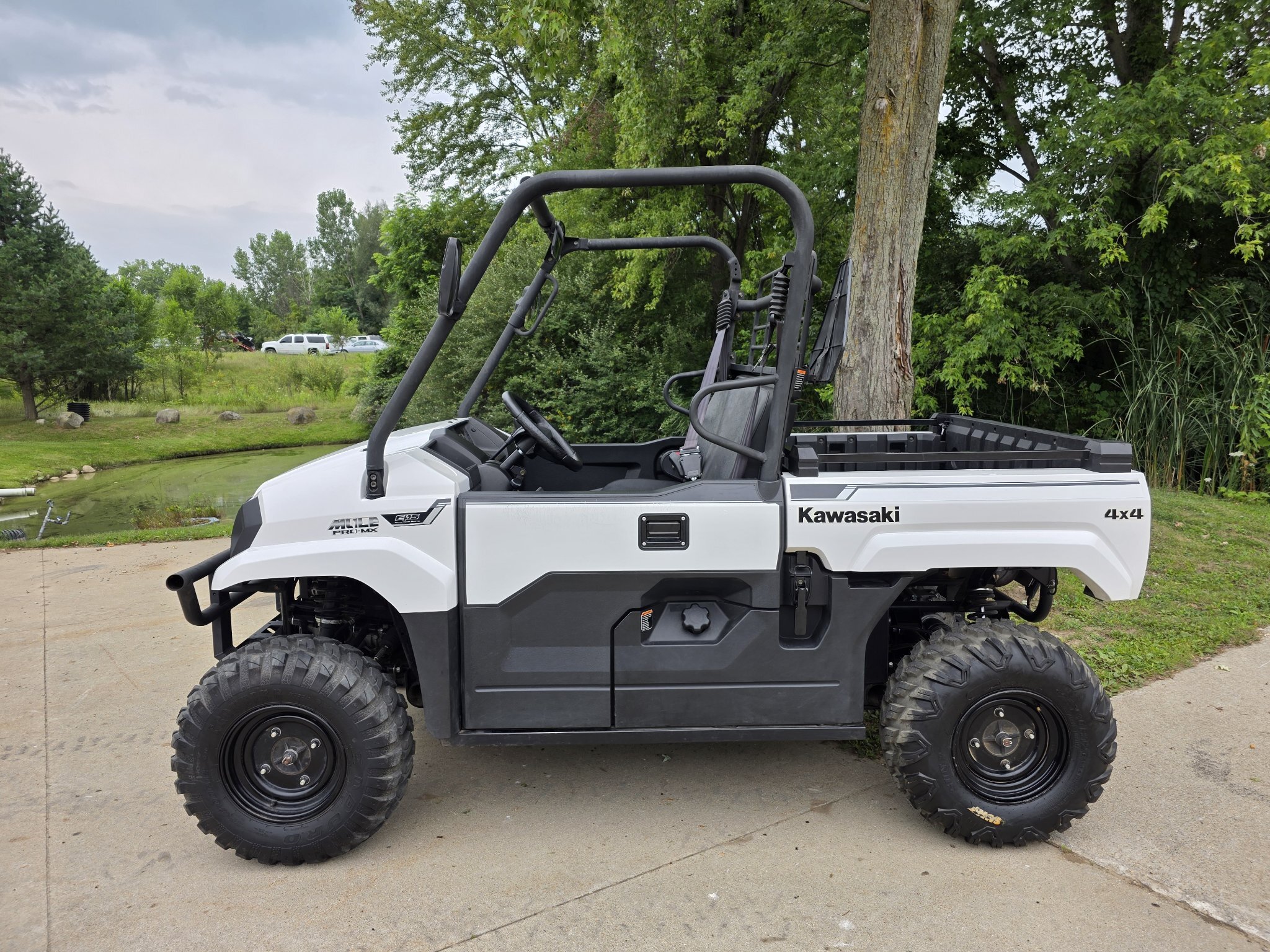 2020 Kawasaki Mule PRO-MX EPS in cement city MI
