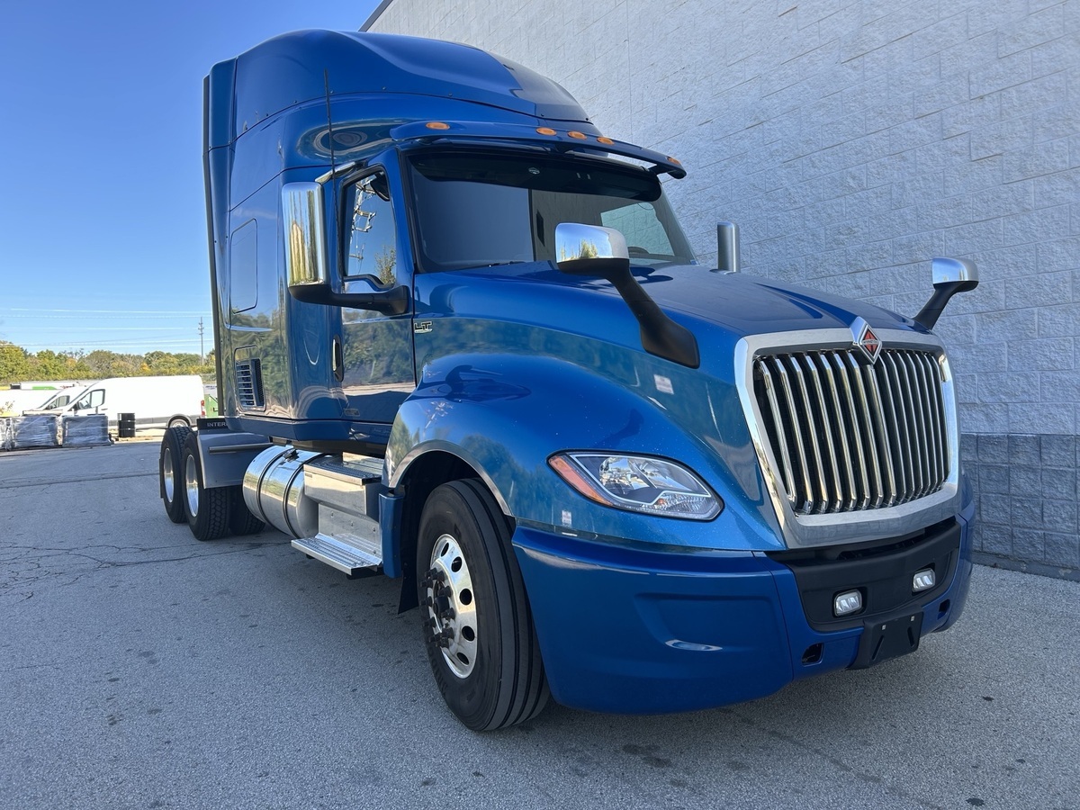 2022 INTERNATIONAL LT625 in Milwaukee, WI