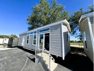 2023 CHARIOT EAGLE LAKE CHARLES 13381B