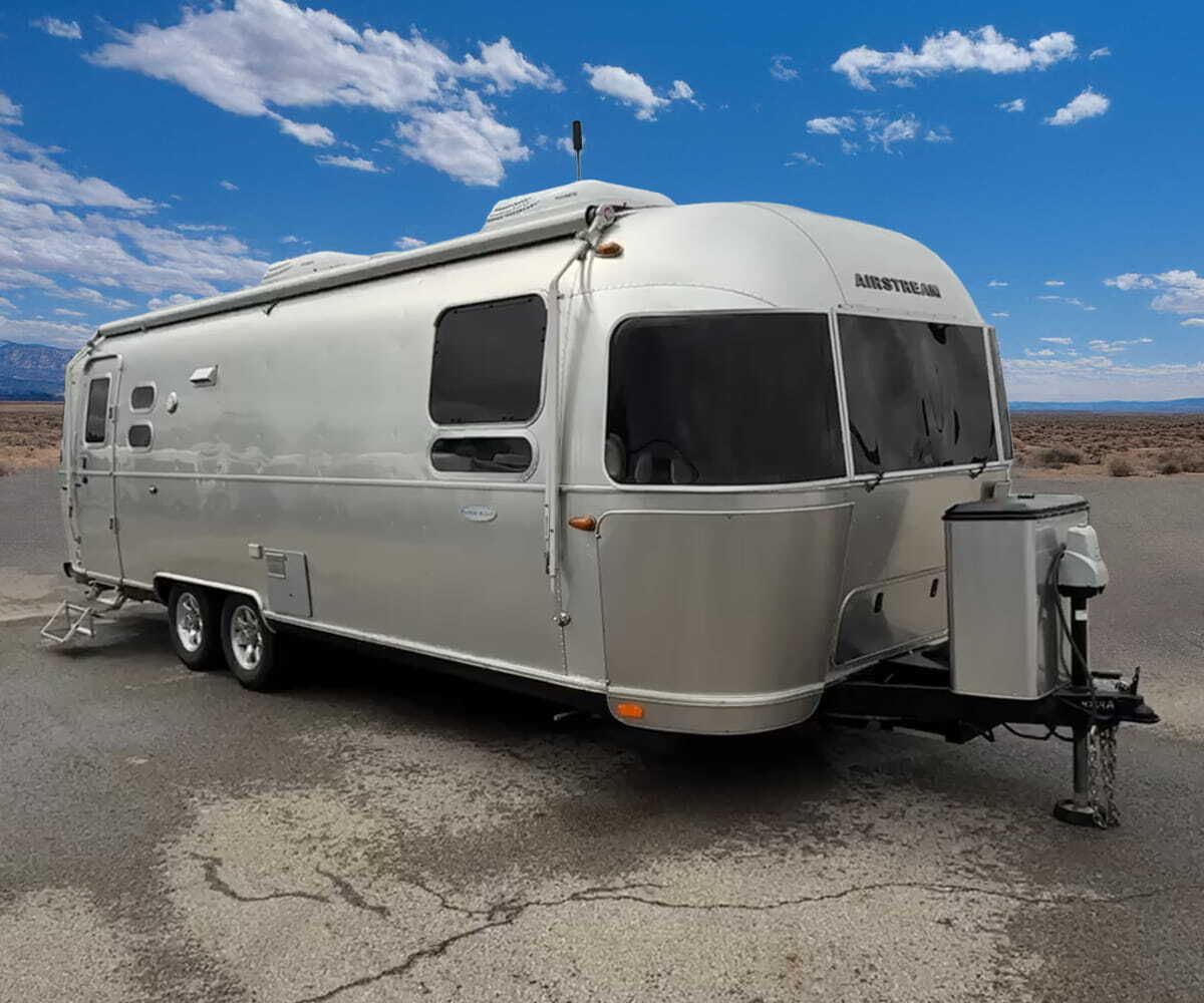 2018 Airstream Flying Cloud 27FB Queen RV