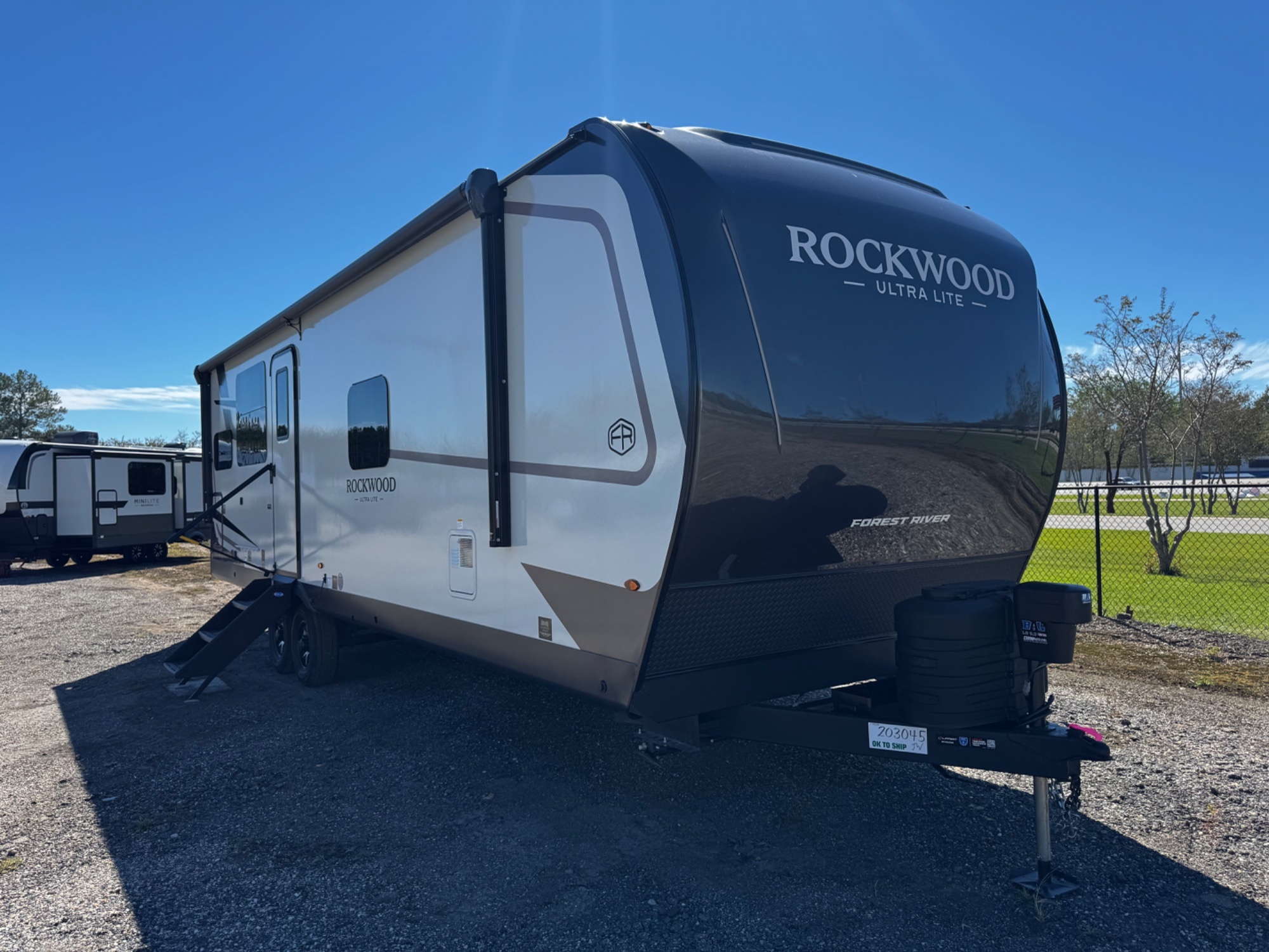 2027 Forest River Rockwood Ultra Lite 2711RK in robertsdale AL