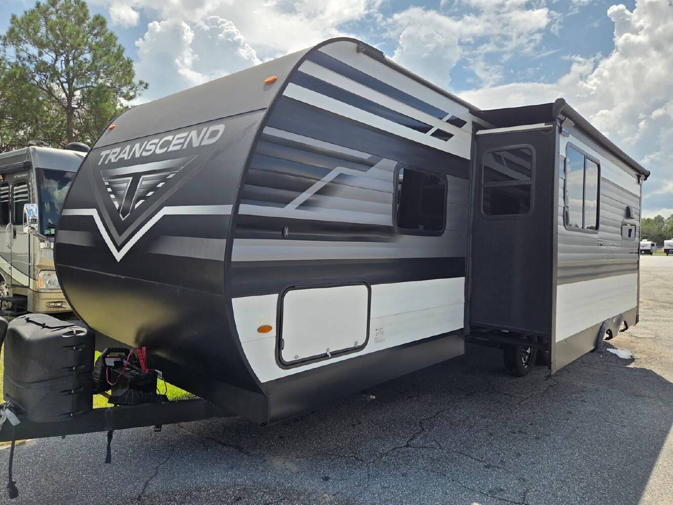 A photo of this 2022 Grand Design Transcend Xplor 240ML