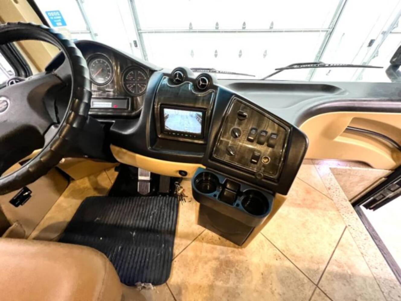 A photo of this 2014 Thor Motor Coach Tuscany XTE 40EX