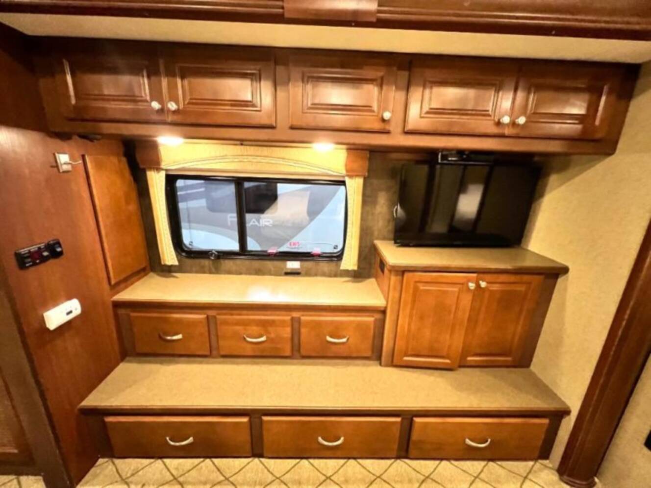A photo of this 2014 Thor Motor Coach Tuscany XTE 40EX