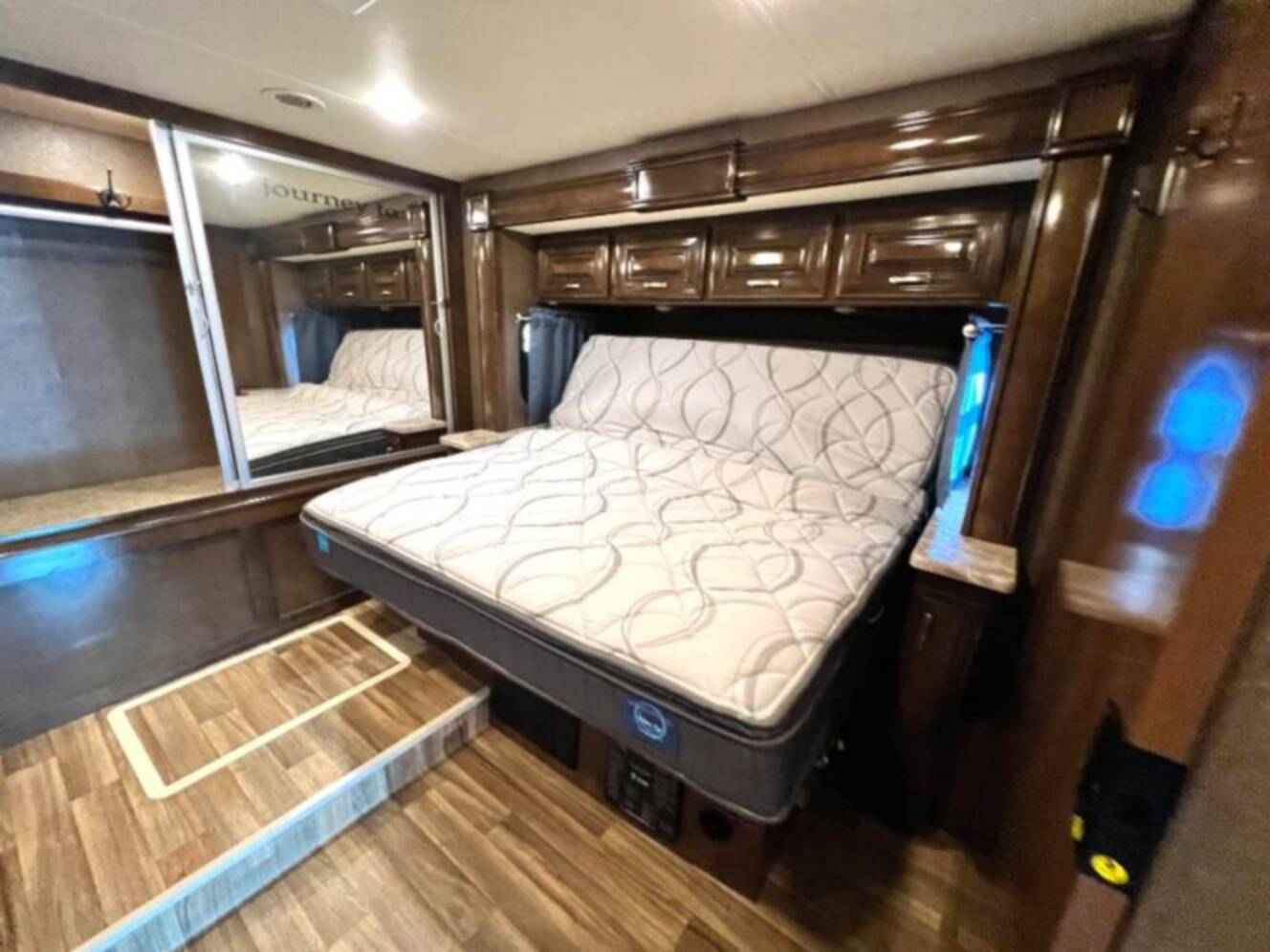 A photo of this 2019 Thor Motor Coach Palazzo 37.4