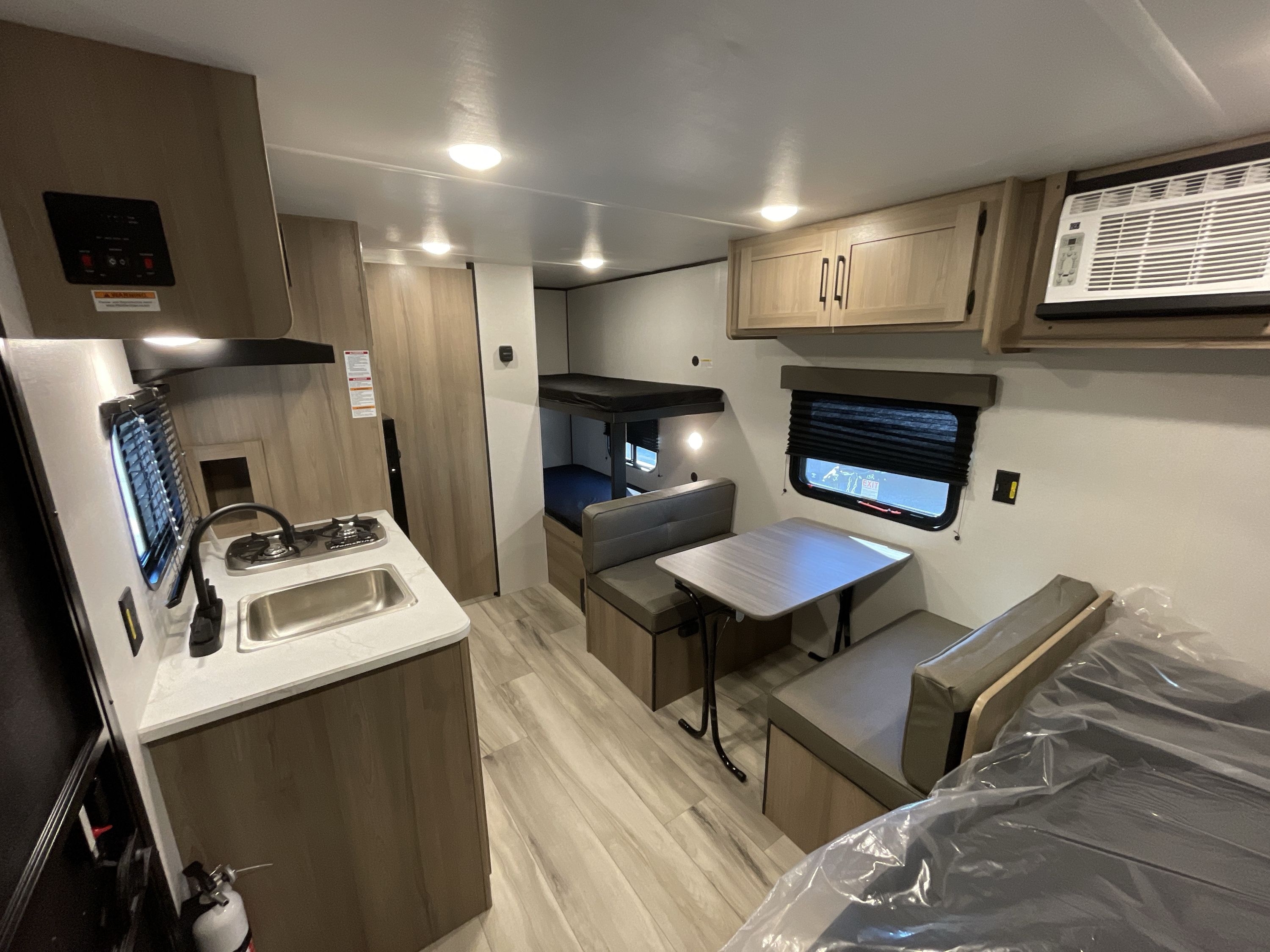 2027 Keystone COLEMAN 17B in wentzville MO