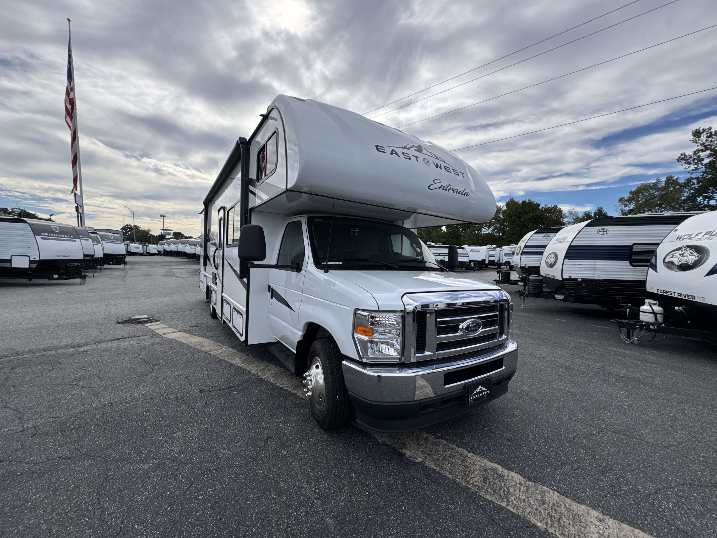 2023 East To West ENTRADA 3100FB in colfax NC