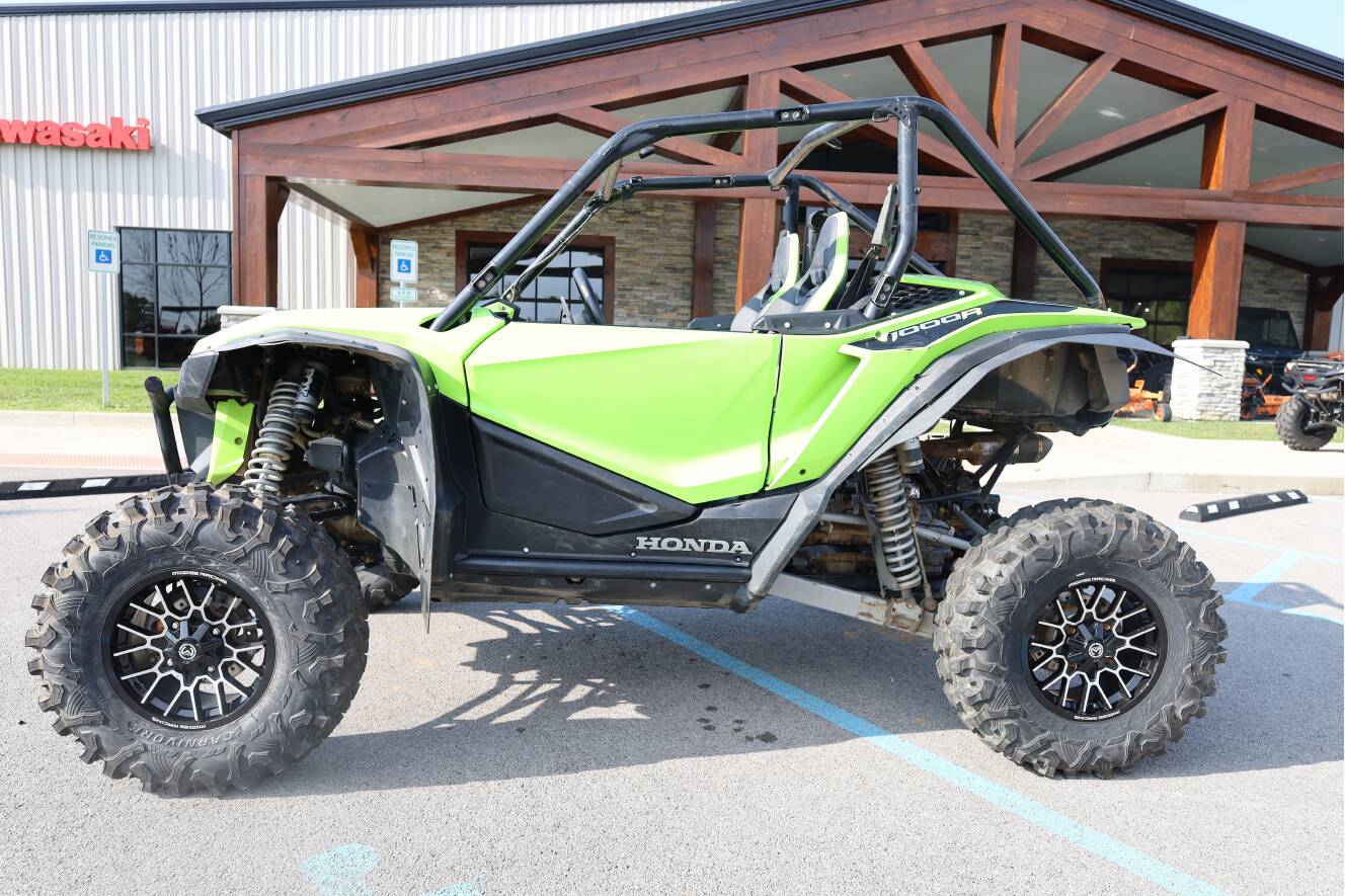 A photo of this 2020 Honda Talon 1000R