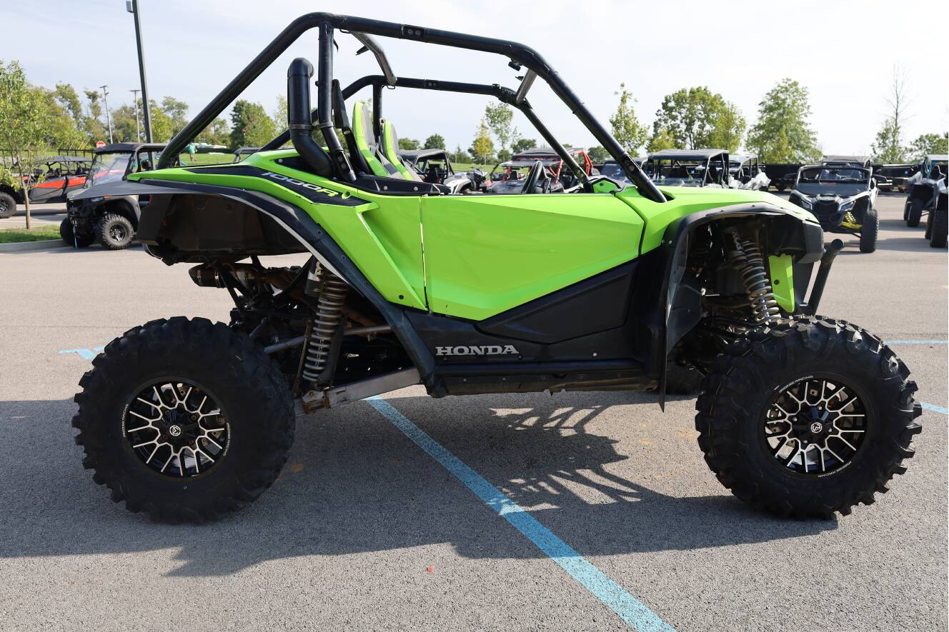 A photo of this 2020 Honda Talon 1000R