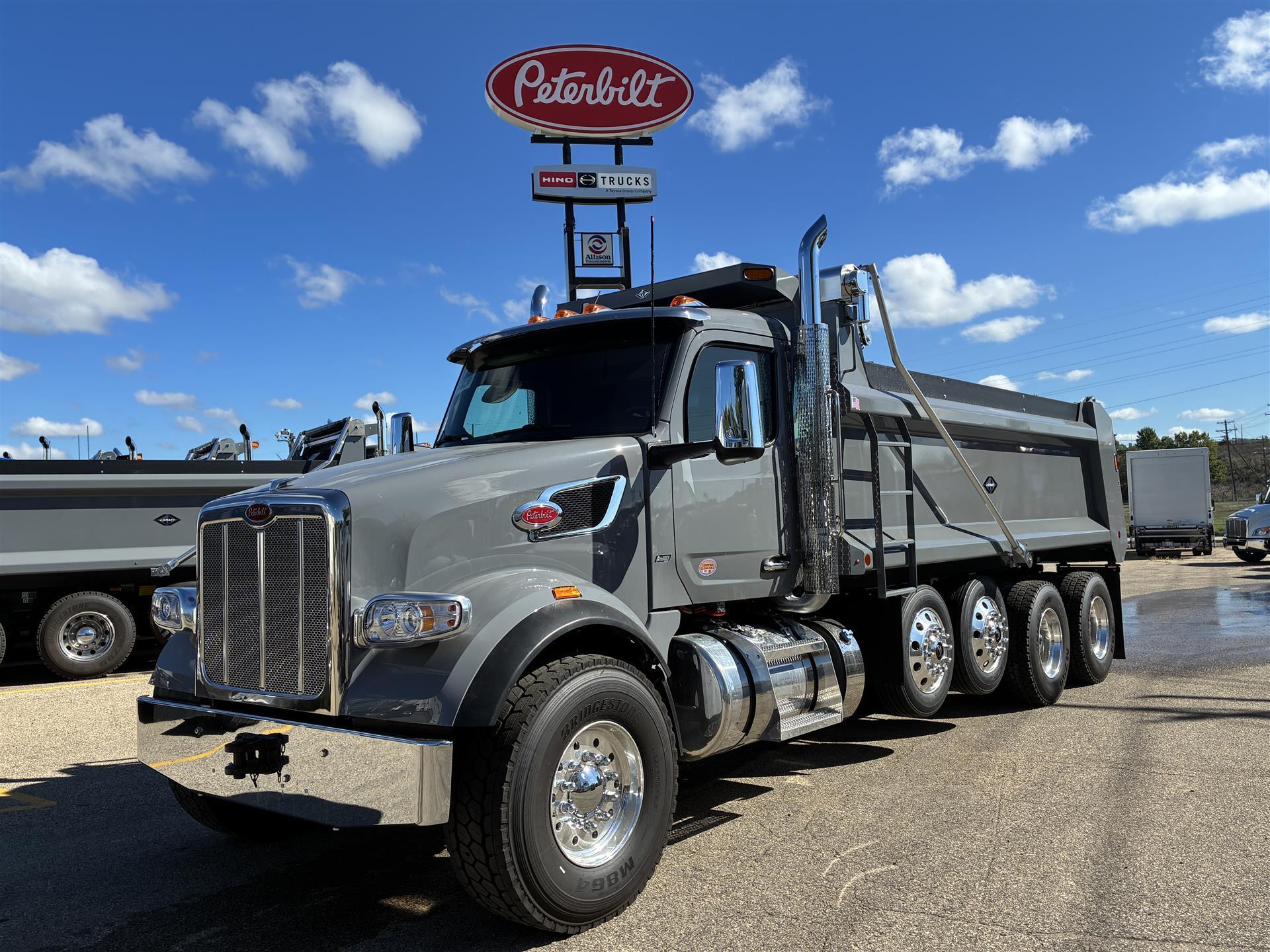 2027 PETERBILT 567 in South Saint Paul, MN