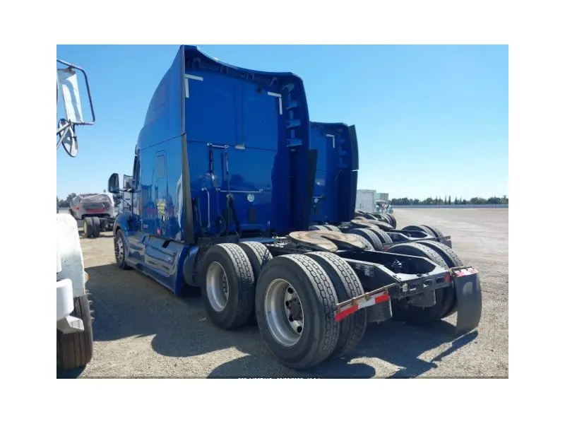 2022 PETERBILT 579