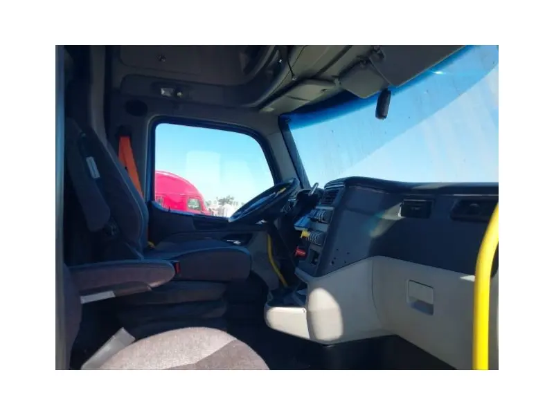 2022 Peterbilt 579