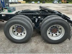 2023 KENWORTH T680