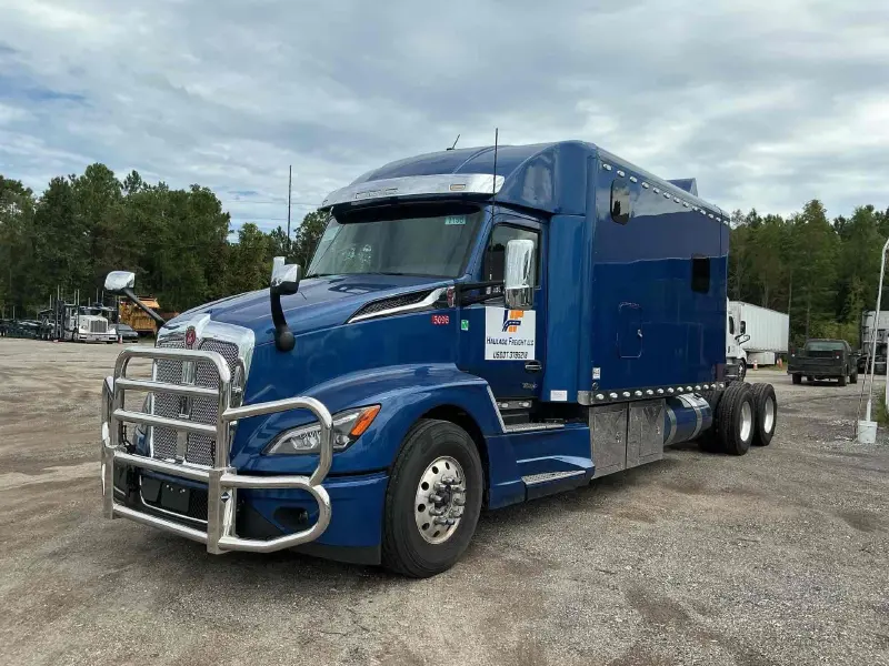 2023 KENWORTH T680