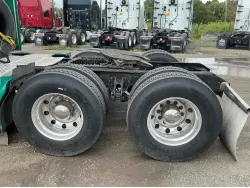 2021 KENWORTH T680