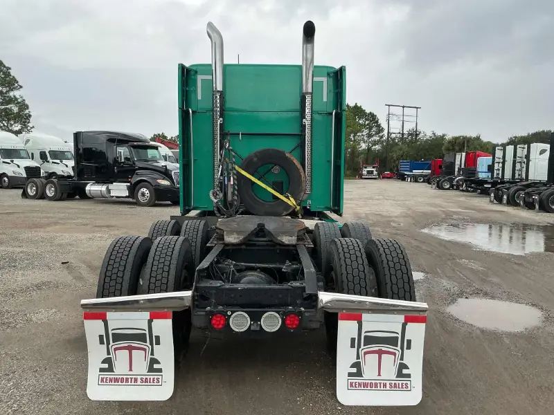 2021 KENWORTH T680