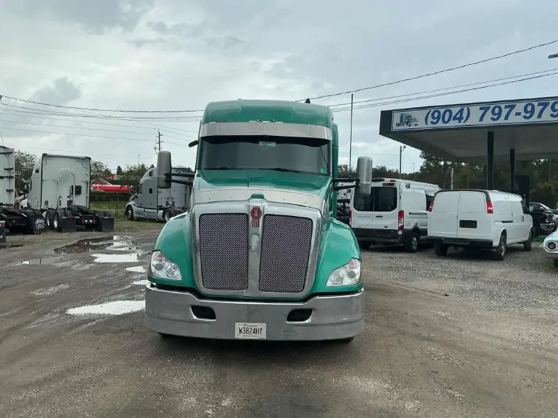 2021 KENWORTH T680