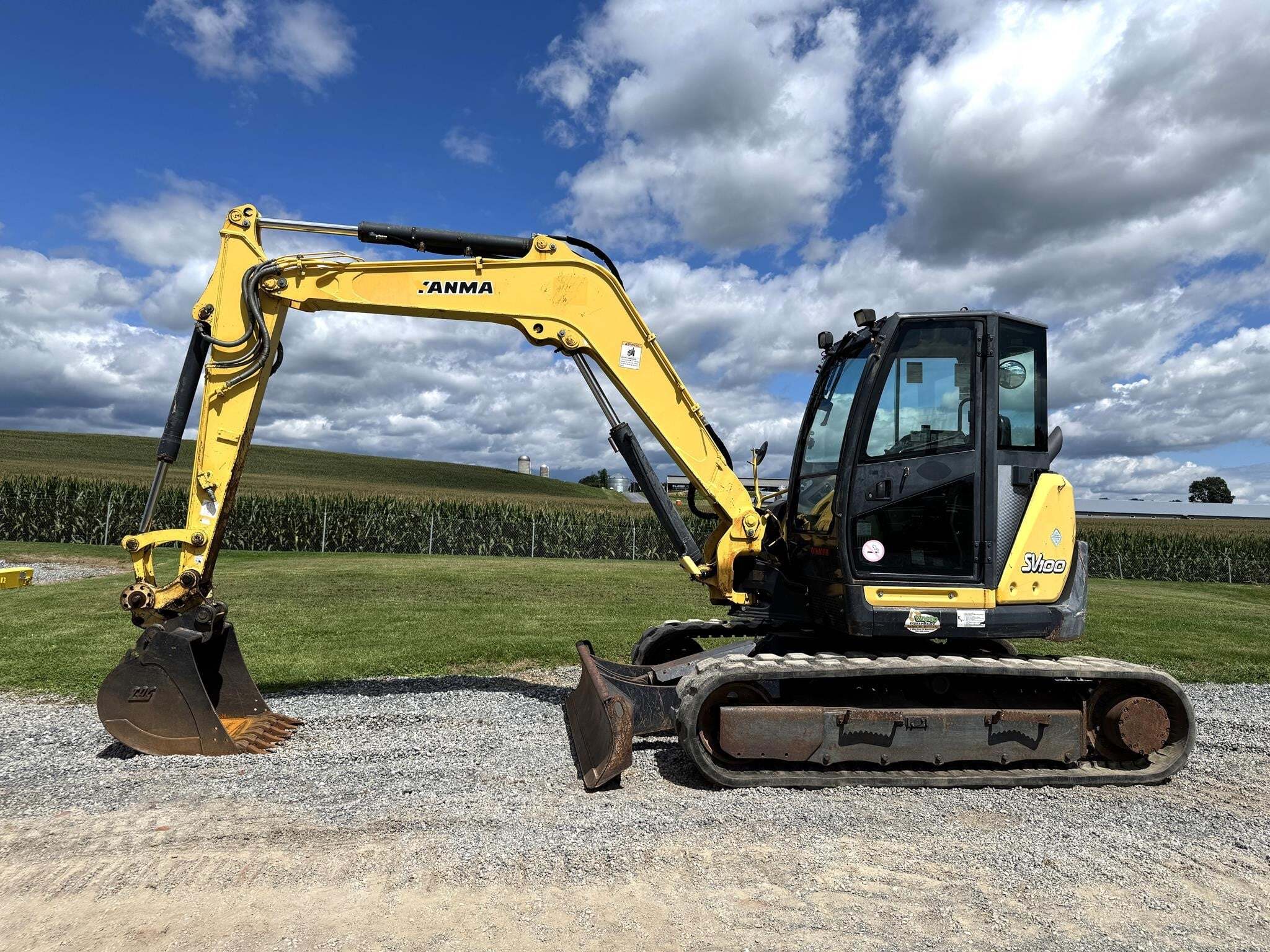 2016 YANMAR SV100-2A in Womelsdorf, PA