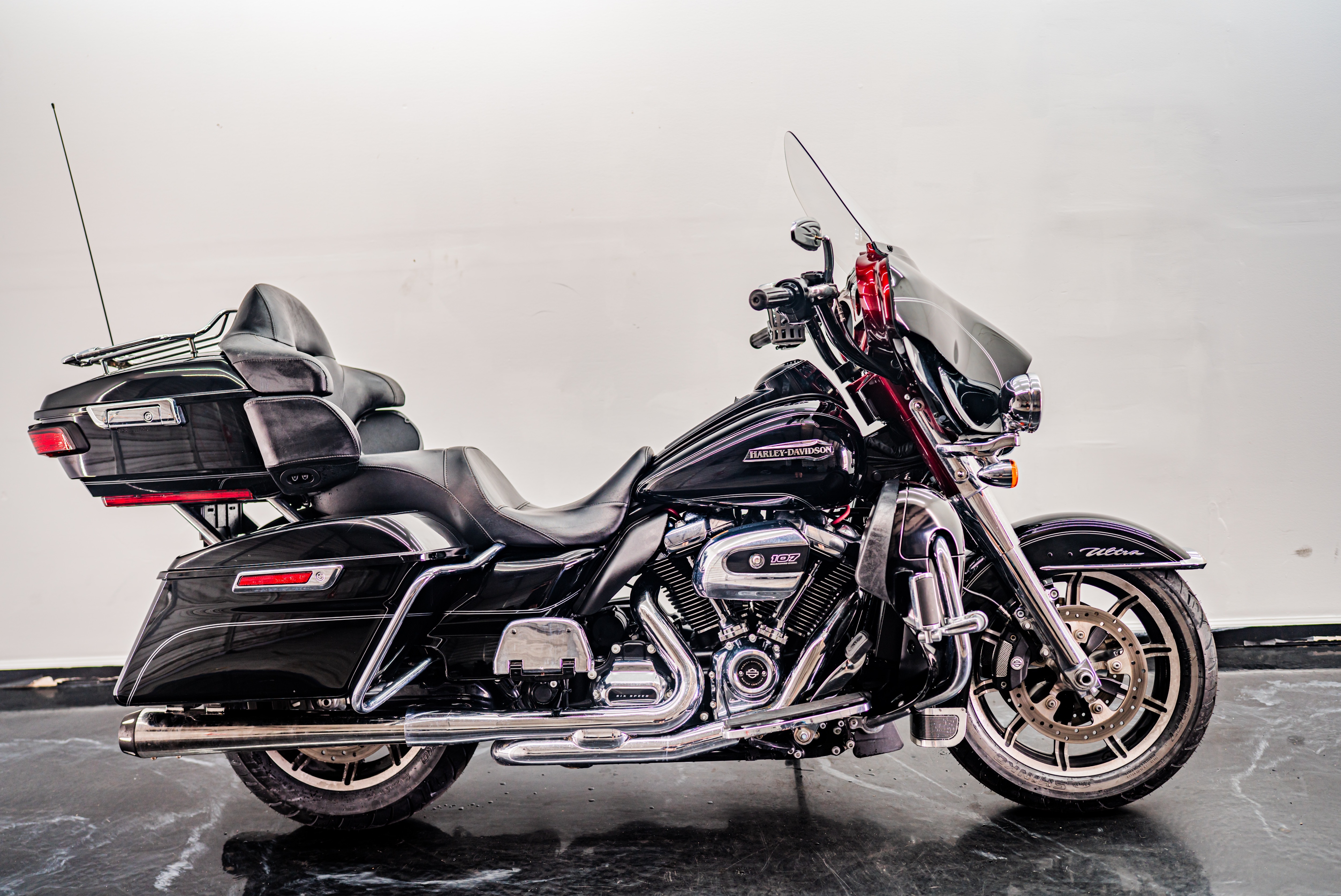 2017 Harley-Davidson Electra Glide® Ultra Classic® ULTRA CLASSIC FLHTCU in Jacksonville, FL