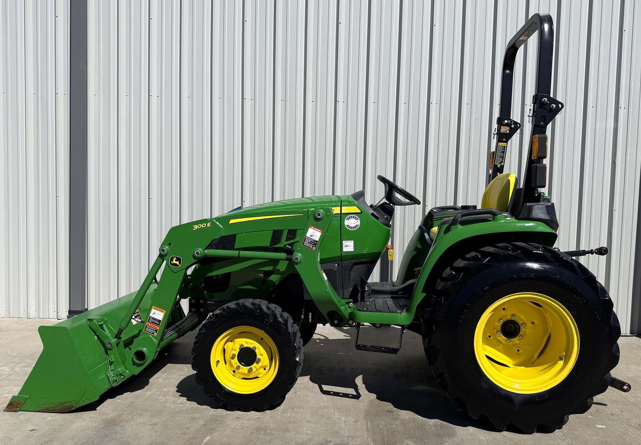 2021 JOHN DEERE 3032E in Heber Springs, AR