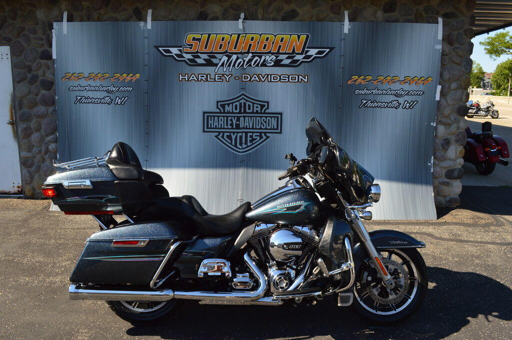 2015 Harley-Davidson Electra Glide Ultra Classic ULTRA CLASSIC FLHTCU in Thiensville, WI