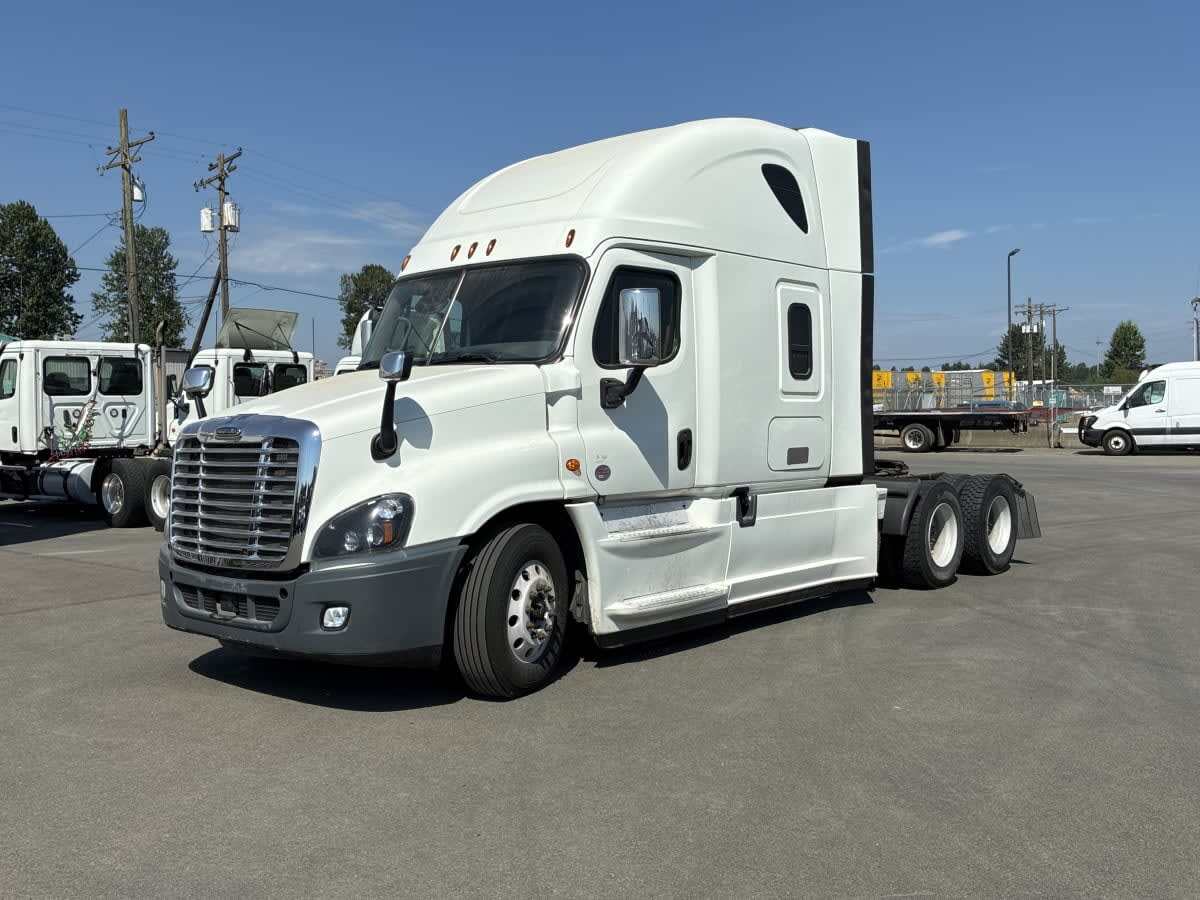 2018 FREIGHTLINER CASCADIA 125 in Tacoma, WA