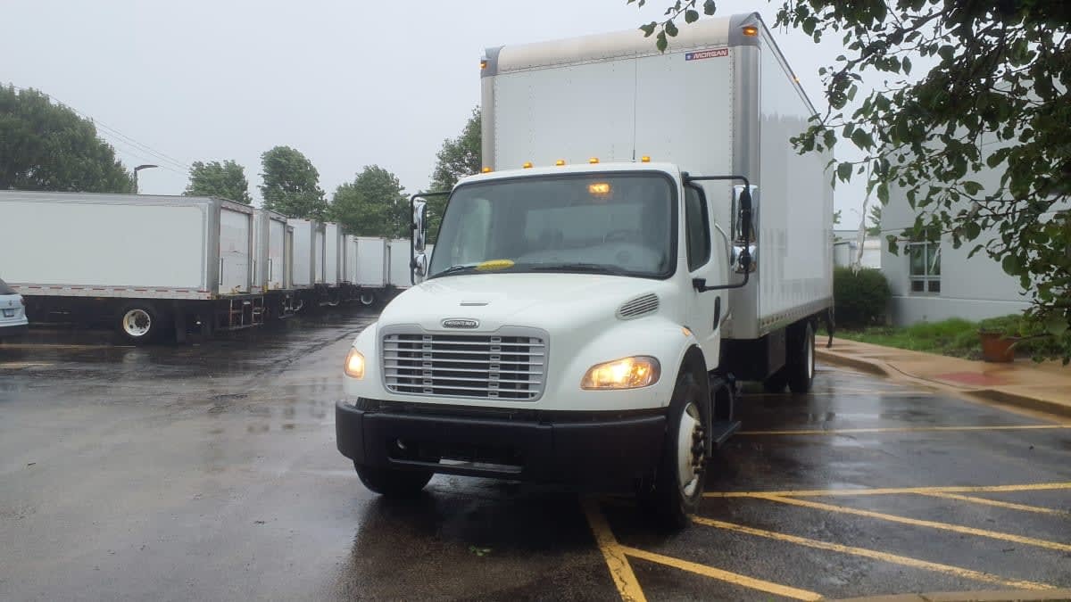 2020 FREIGHTLINER BUSINESS CLASS M2 106 in Bolingbrook, IL